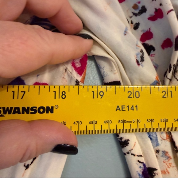 Umgee floral print romper ivory v-neck 3/4 sleeves elastic waist size small - Picture 5 of 11